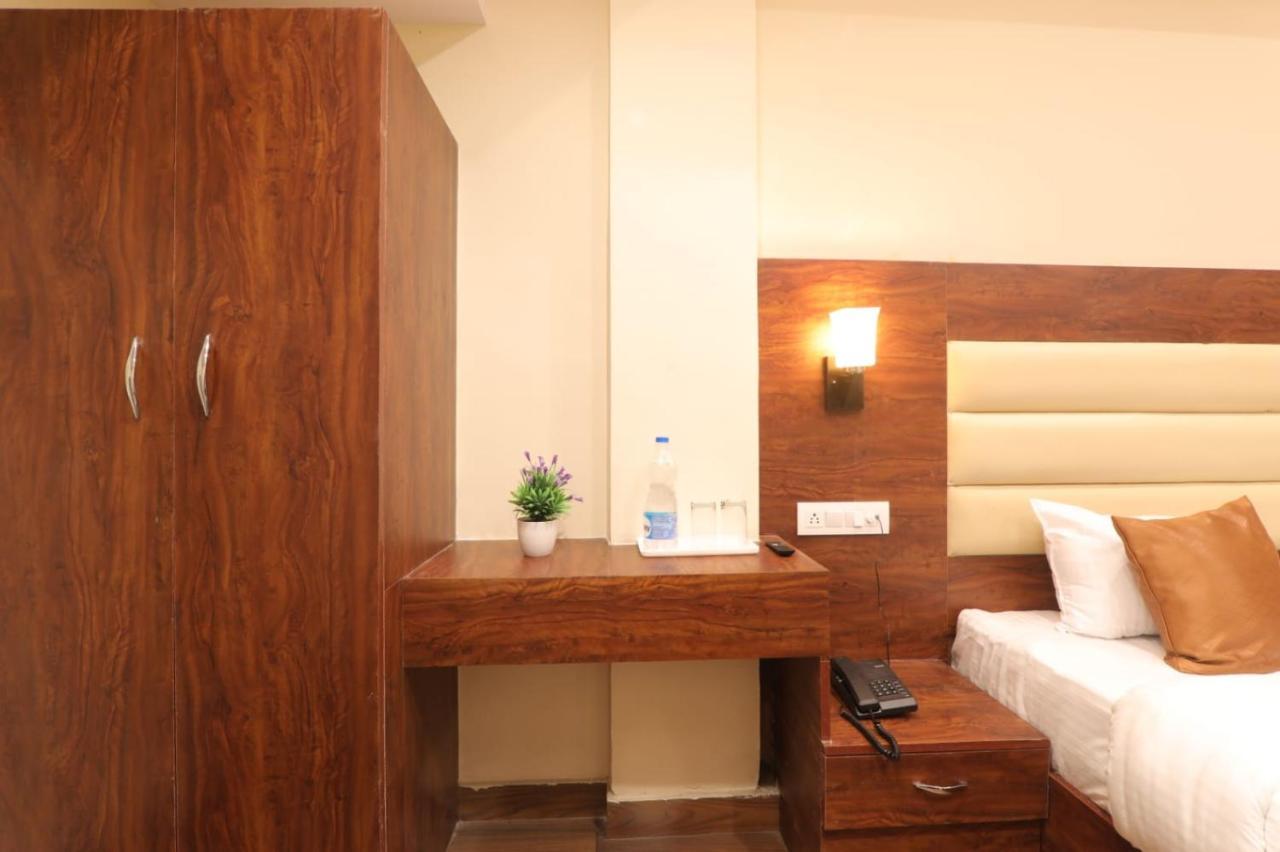 Hotel Skyline Lucknow Exterior foto